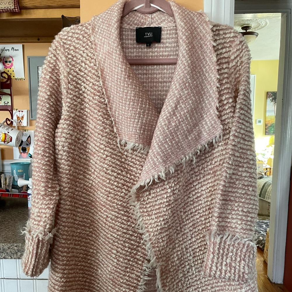 TYLI sweater size large - Picture 5 of 10